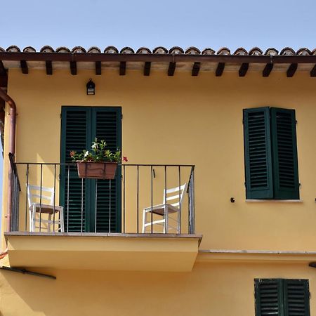 斯波莱托La Casa Del Borgo Antico公寓 外观 照片